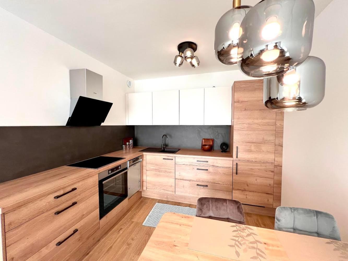 Appartement Ar Albelli House à Košice Extérieur photo