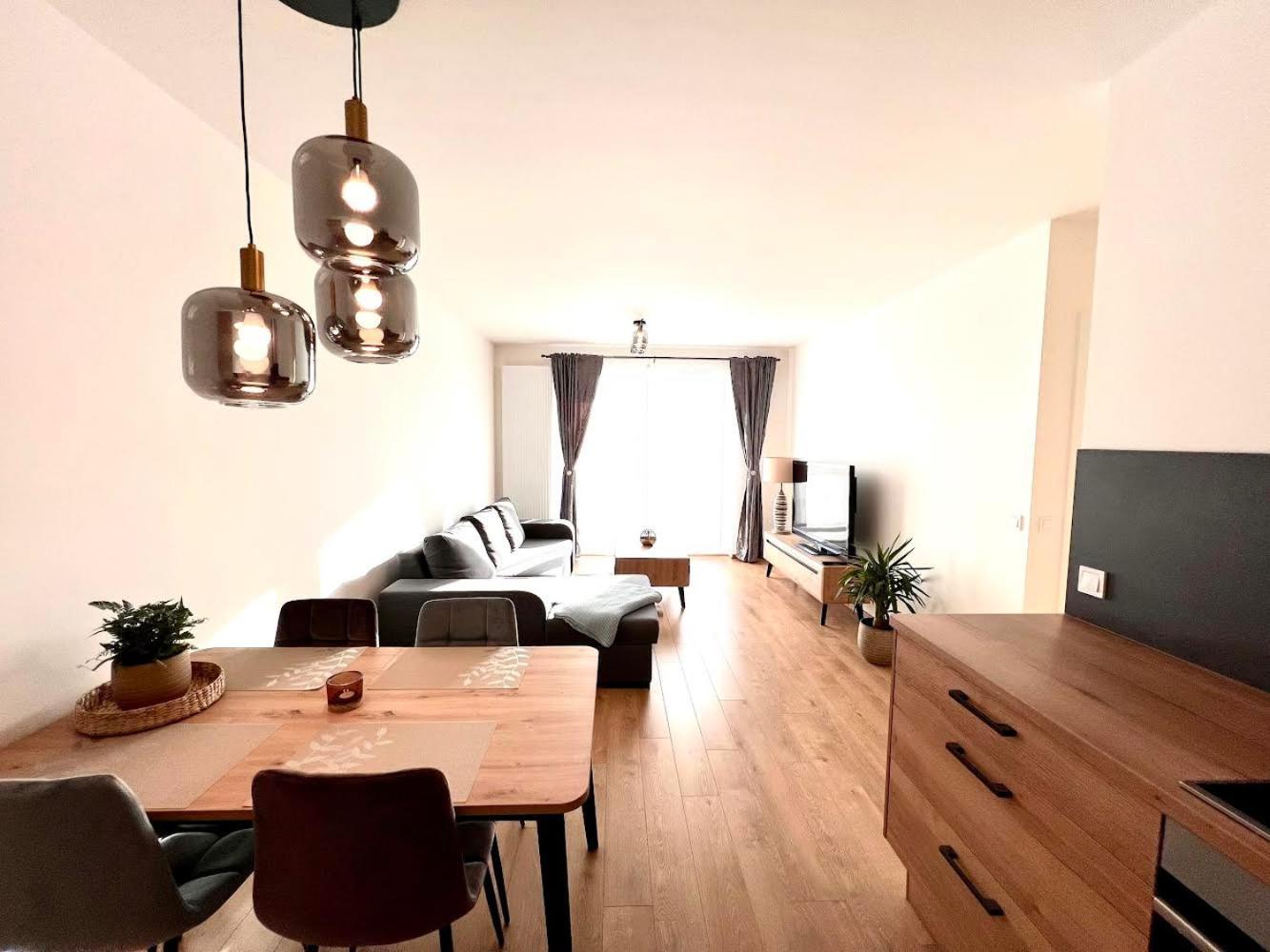 Appartement Ar Albelli House à Košice Extérieur photo
